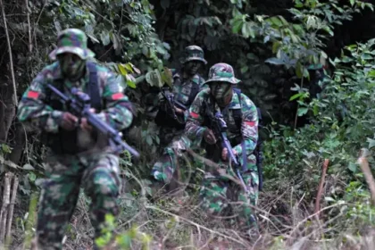 96287652 Tniantiteror1aprilacehafp.jpg