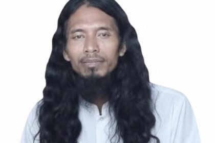 Pimpinan Mujahadah Tauhid Eyang Sabdo Palon