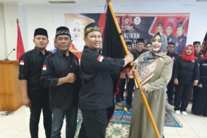 Bang Japar Kebangkitan Jawara Pengacara
