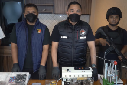 Tidak Berjudul